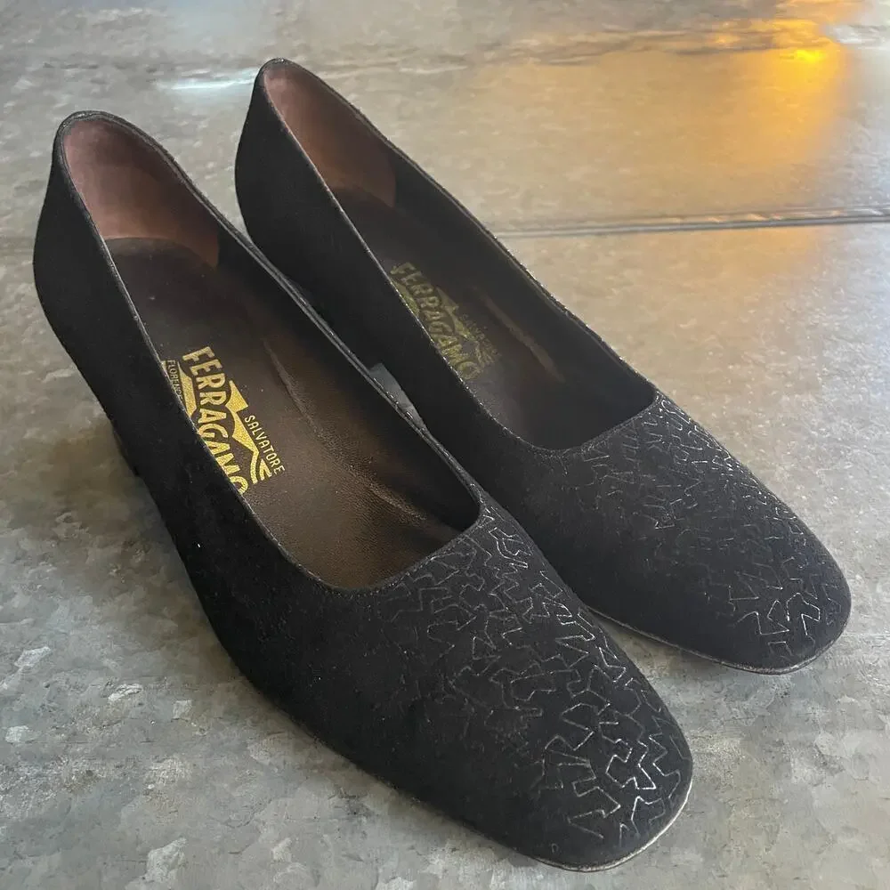 Vintage Salvatore Ferragamo Florence Suede Geometric Block Heel 10 Black Leather